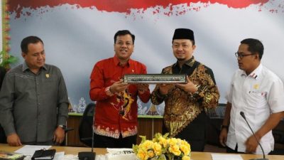 Suhardiman Amby Berterima Kasih Kepada Anggota DPR RI Syahrul Aidi