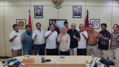 Kabinda Riau Ajak Seluruh Organisasi Pers Perangi Hoax dan Sadarkan Masyarakat Pentingnya Vaksin Booster