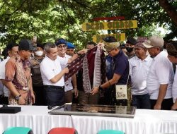 Sandiaga Uno Kelilingi Desa Wisata Dayun