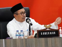 Sebut Gubri Pikun, Adam Minta Bupati Kepulauan Meranti Disekolahkan Mendagri