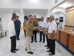 Diskominfotik Bengkalis Luncurkan Penyerahan Kuisioner Keterbukaan Informasi Publik