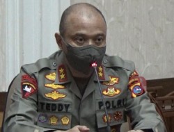 Irjen Teddy Lama di Lalu Lintas