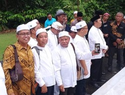 Gubernur Riau Syamsuar Ziarah ke Makam Tuanku Tambusai di Seremban, Malaysia