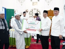 Kebut Penurunan Kemiskinan Ekstrem, Gubri Syamsuar Minta Massifkan Gerakan Zakat