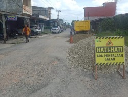 Jalan Rusak Bagansiapiapi-Sinaboi Mulai Dikerjakan