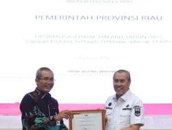 Pemprov Riau Terima Tiga Penghargaan dari KPK