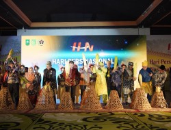 PWI se Riau Deklarasikan Anti Hoaks Songsong Pemilu 2024