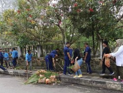 Polres Inhil Ikut Giat Jum’at Bersih dalam Rangka HPN