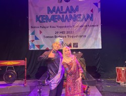 Buku “Meneroka Kampar” Digagas Muhammad Ade Putra di Kuratori Kunni Masrohanti