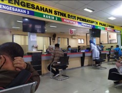 Antusiasme Wajib Pajak Meningkat, UPT Samsat Simpang Tiga Tingkatkan Pelayanan