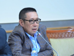 DPR Minta Korlantas Polri Tertibkan Truk di Jalan Tol