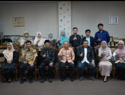Unilak Beri SK Pengangkatan Dosen Prodi Kimia dan Prodi Biologi, Ini Pesan Prof Dr Junaidi