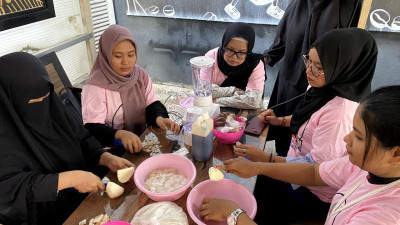 Srikandi Ganjar Gelar Pelatihan Pembuatan Lulur Organik Bersama Milenial