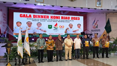 Gala Dinner KONI Riau 2023, Gubri Minta Pertahankan Juara Umum Porwil Sumatera