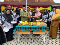 HUT Guru ke-78 dan HUT SMA Plus Riau Dihadiri Tokoh Pendidikan Riau Prof Dr Junaidi
