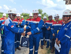 Tinjau Pekerja di Lapangan Saat Ramadan, Dirut PHR Pesan Jaga Keselamatan