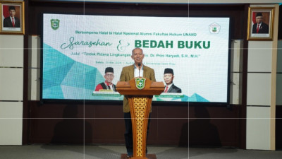 Buku Karya Hakim Agung RI Dibedah di Kampus UIR
