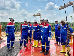 Komut PHR Tinjau Pengembangan Lapangan Petani