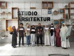 Ikatan Alumni Arsitektur Unilak Beri Beasiswa untuk Mahasiswa