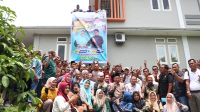 Bagikan SK Relawan, Tim GAS Paling Solid dan Lengkap