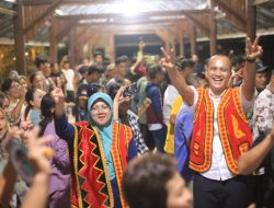 Mengharukan, Masyarakat Nias di Minas Kumpulkan Donasi Bantu Afni Jadi Bupati