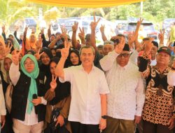 Cabup Afni dan Syamsuar Kampanye Bersama di Lubuk Dalam