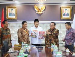 Ketum SMSI Firdaus Pimpin Audiensi dengan Mensos Saifullah Yusuf