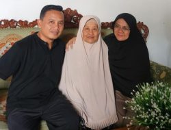 Afni Temui Ibu Mertua di Tegal, Jawa Tengah, Usai Memenangkan Pilkada Siak
