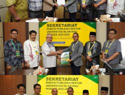 Tiga Dosen Terbaik UIR Daftar Calon Rektor